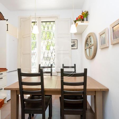 Apartamento En Sagrada Familia E Барселона Екстериор снимка