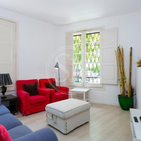Apartamento En Sagrada Familia E Барселона Екстериор снимка